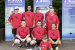Ein Dorf spielt Beachvolleyball