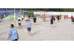 Ein Dorf beacht Volleyball